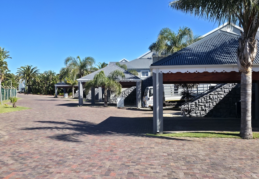 3 Bedroom Property for Sale in Marina Martinique Eastern Cape